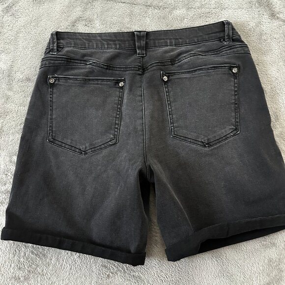 Wit & Wisdom Black Bermuda Shorts Jorts Women's size 8 - Picture 4 of 7